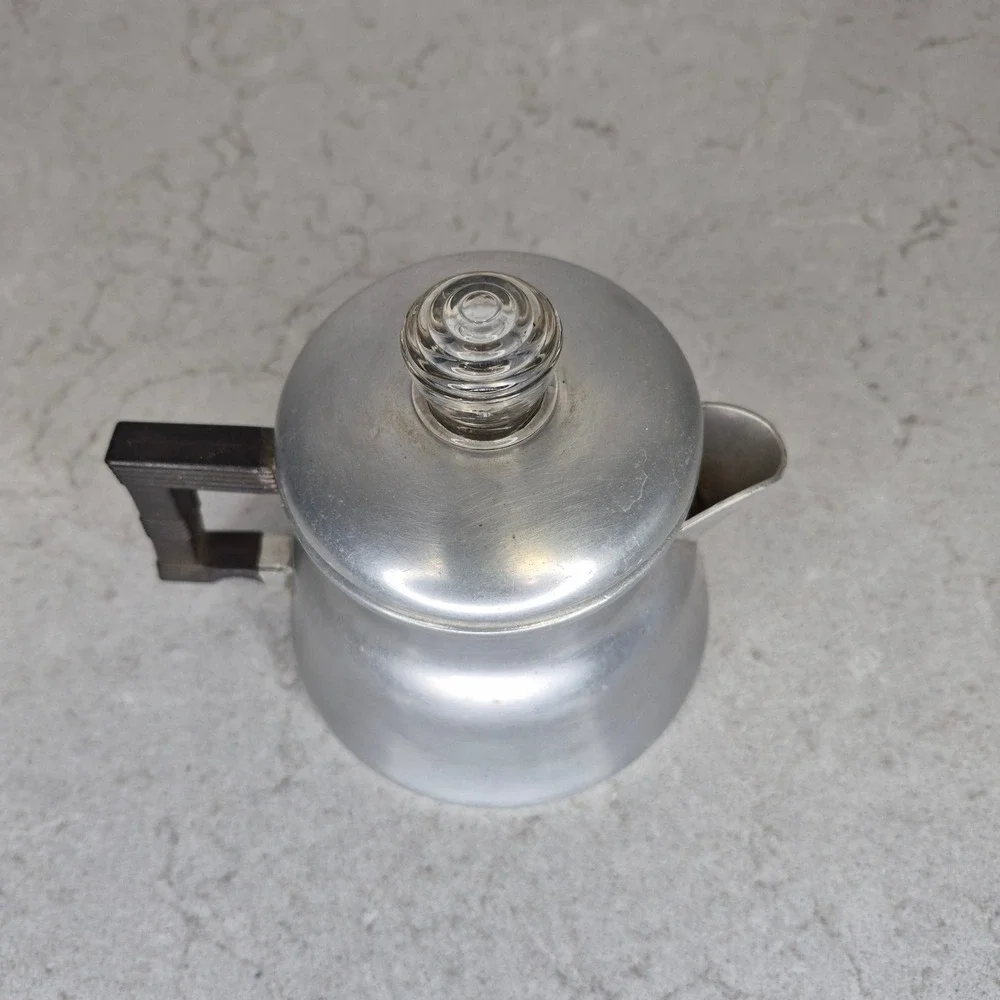 Wear-Ever X-3002 Coffee Percolator Vintage Aluminum Bakelite Handle‎ Silver